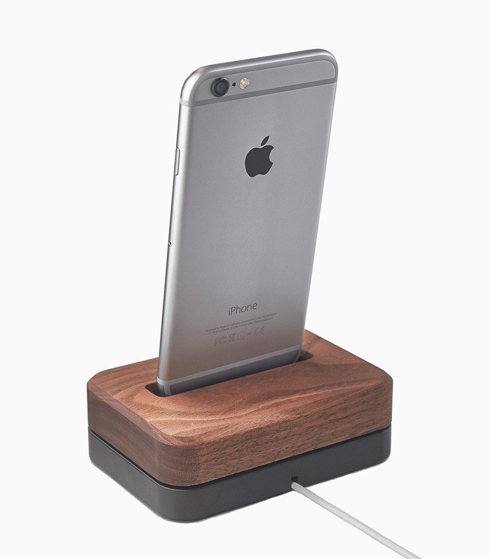 Alternative view of iPhone dock